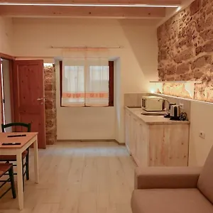 https://suite-prince-of-majorca-splendid-gem-downtown.hotelsalgherosardinia.com