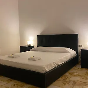 https://quiet-comfortable-apartment-in-firenze.it-tuscanyhotel.com